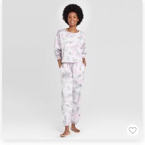 Colsie Tie Dye sweatshirt M NWT